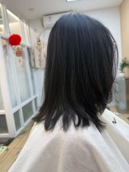 -首脑美发沙龙