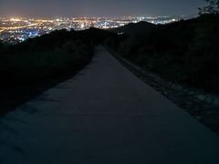 -鬼笑石后山停车场