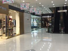 -上海世茂广场(南京东路店)