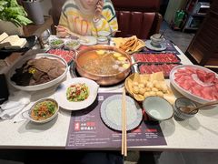 -牛村来人潮汕牛肉火锅(西单店)