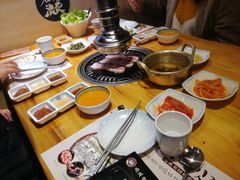 -唯成•韩国炭火烤肉 유성고기