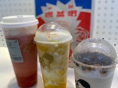 -喜茶(迪士尼小镇DP店)