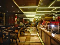 -大中华希尔顿酒店-念自助餐·嗨啤·小龙虾