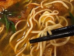 -易记皮肚面(明瓦廊店)