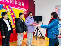 -蓝话筒·少儿成人演讲口才·主持朗诵·戏剧表演(大华第一坊店)