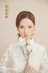 -易摄影婚纱摄影工作室