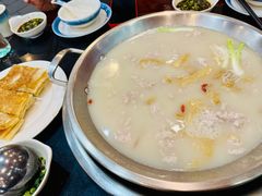 -老来福·非遗酸汤兔(凯旋路店)