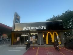 -麦当劳(滨河路DT店)