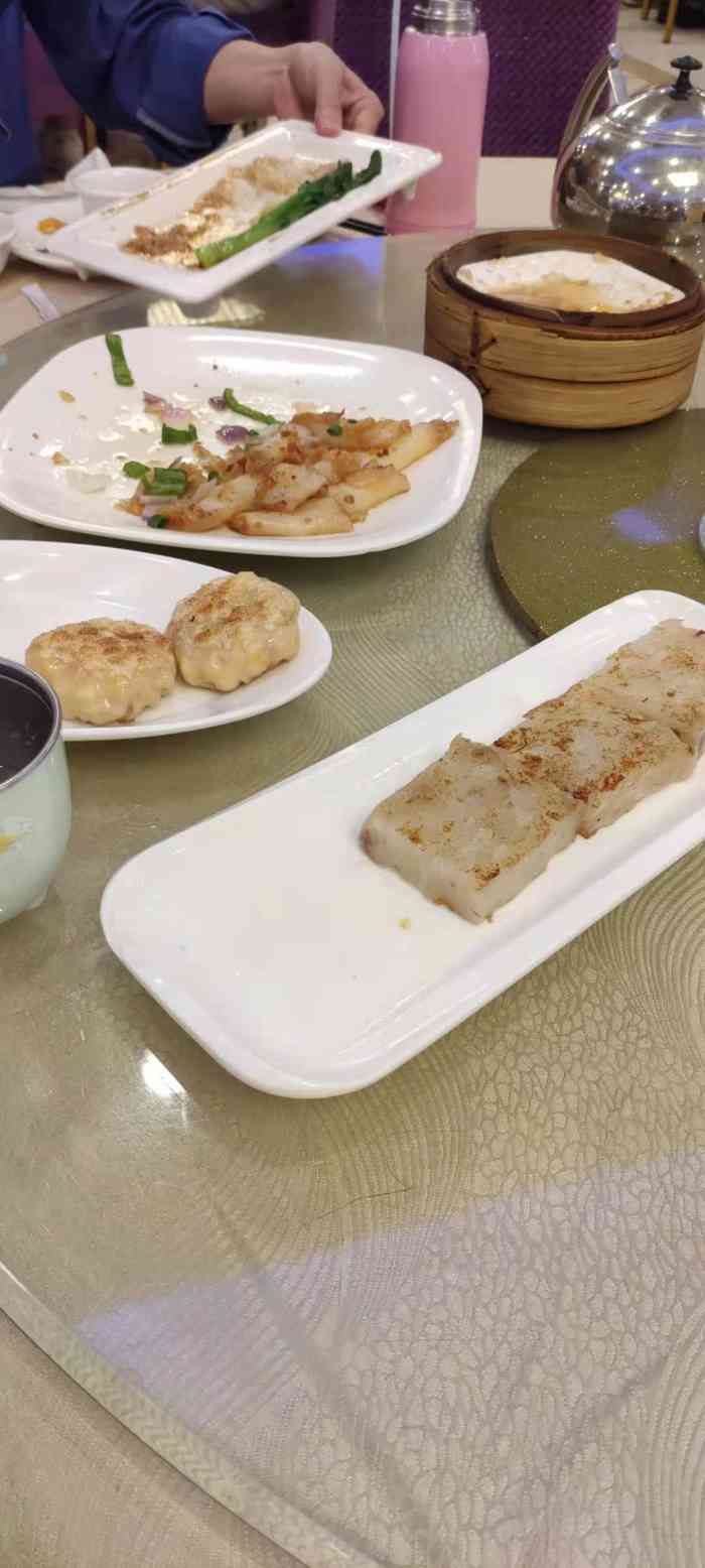 竹溪酒家(三元里店)-"部门聚餐,睇啱呢度333房有张可以坐20.