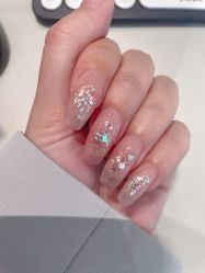 -手牵手美甲