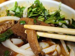 -陆味牛肉粉面馆(南湖店)