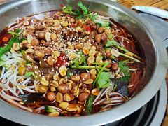 -周良天山牛杂城(天山路总店)