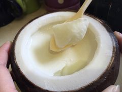 -志龙皇冠吃货椰子铺