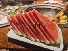 -万里闯关东铁锅炖菜馆(高新旗舰店)