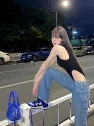 -AYO SALON