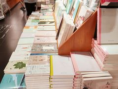 -西西弗书店&矢量咖啡(壹方购物中心店)