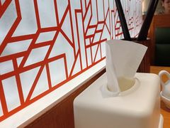 -诚铭记·虾仁汤包·成都小吃(融创店)