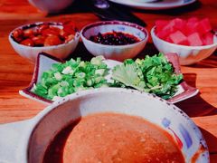 -毛辣果·贵州红酸汤牛肉火锅(西单店)