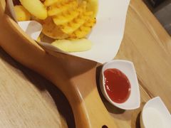 -HIGH FIVE哈福手工汉堡(桂林路店)