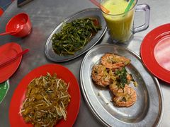 -黄亚华小食店(Jalan Alor)
