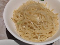 -绿草地·湘菜(酃湖师院店)