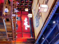 -先启半步颠小酒馆(白麓里店)