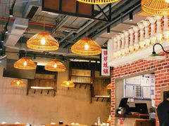 大堂-炉小二铜锅牛蛙•川湘菜(三里屯店)
