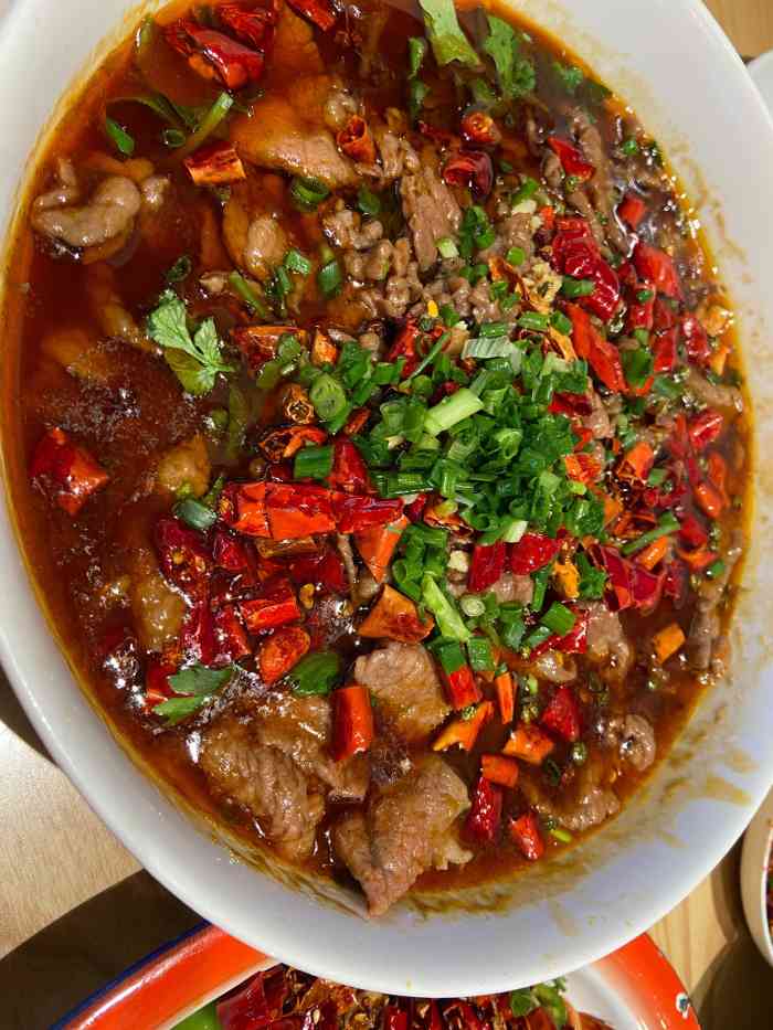 浪李白61乐山跷脚牛肉-"中午时间等位高峰,能够坐下来直接扫码点餐.