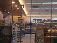 -全家便利店(愚园店)