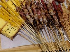 -小两口锦州烧烤·脆皮油边(依云北郡店)