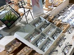 -Trend1881视光·蔡司视觉(领展广场店)