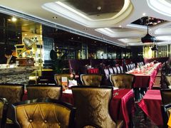摩登克斯酒店无国界自助餐厅-御膳私房菜·现代粤菜·高空城景宴会厅(罗湖万象城店)