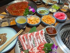 -明洞阿姨·韩式酱蟹烤肉·创意料理(三元桥店)