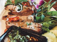 -Chom Cafe and Restaurant