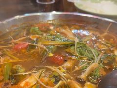 -亮欢寨酸汤鱼(沙冲路店)