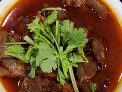 加牛肉-秦云老太婆摊摊面(磁器口店)