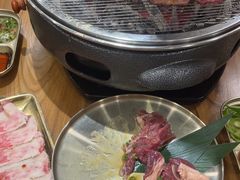 -青瓦餐厅·生鱼片·韩园烤肉(西塔店)