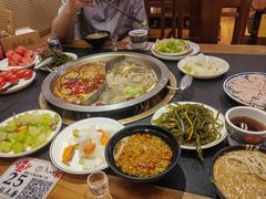 -沸炉重庆老火锅(军事博物馆店)