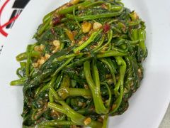 -明记烧鱼美味店
