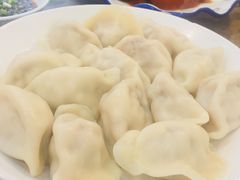 -周家大连水饺(美专校街店)