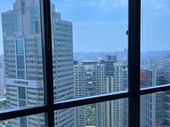 -上海龙之梦万丽酒店