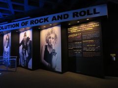 -摇滚乐名人堂博物馆