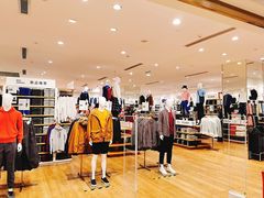 -优衣库(郑州丹尼斯大卫城店)