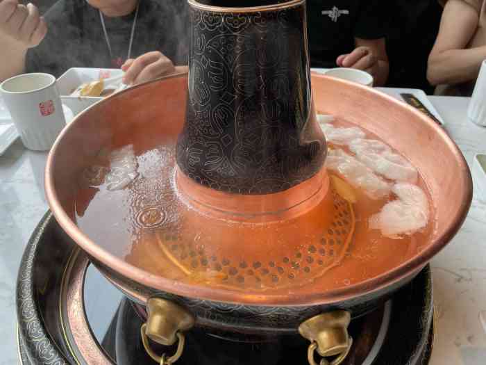 丁卯涮肉(朝阳门店)-"首先,人气是真的旺,7点多去的,还好多人.