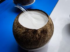 -椰爺爺·椰子冻砵仔糕