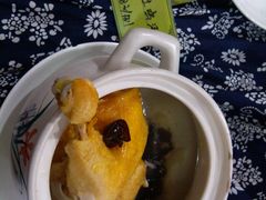-侬佳蒸菜馆(听潮店)
