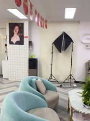 -米娜护肤造型
