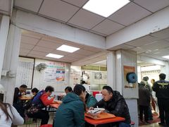 大堂-草桥清真牛肉锅贴扁食店