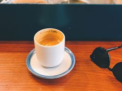 澳白-Be Lived Cafe比例咖啡(摩天轮店)