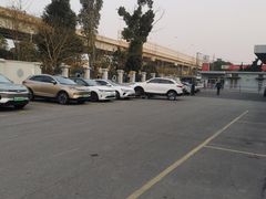 -华胜奔驰宝马奥迪专修连锁(虹梅南路店)
